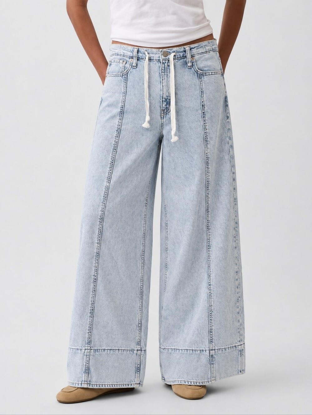 Gap Baggy Mid Rise Jeans Size 29 UltraSoft Denim Wide Leg Light Wash EUC